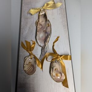 Handcrafted holiday decoupaged oyster shells gold & white set of 3 ornaments